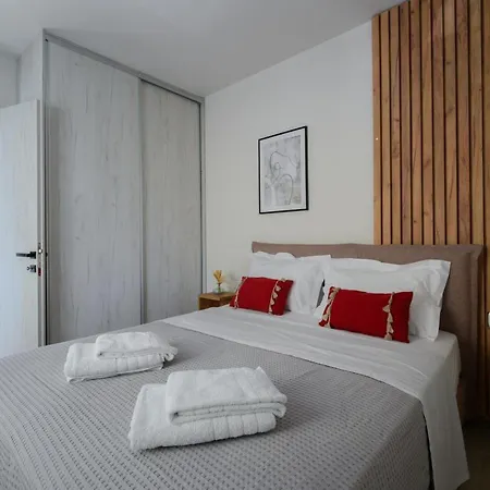 Vicanti Luxury Apartment Pylos