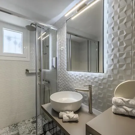 Vicanti Luxury Apartment