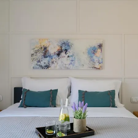 Vicanti Luxury Pylos