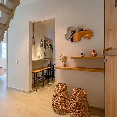 Vicanti Luxury Apartment Pylos