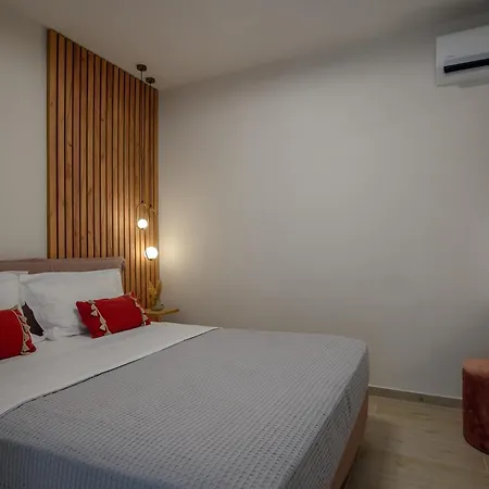 Vicanti Luxury Apartment Pylos